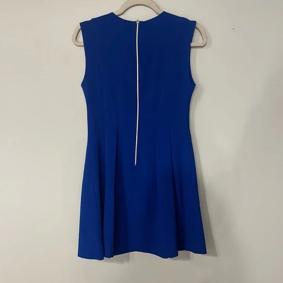 Dynamite Dress - Picture 2 of 2